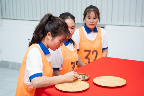 XKLD ĐÀI LOAN MIỄN PHÍ - NHÀ MÁY LIÊN QUÂN 100 NỮ ĐIỆN TỬ TÂN TRANG TÂN BẮC ĐÀI BẮC