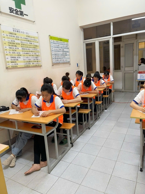 XKLD ĐÀI LOAN MIỄN PHÍ NHÀ MÁY DIỆU HOA ĐÀI BĂC 100 NỮ ĐIỆN TỬ